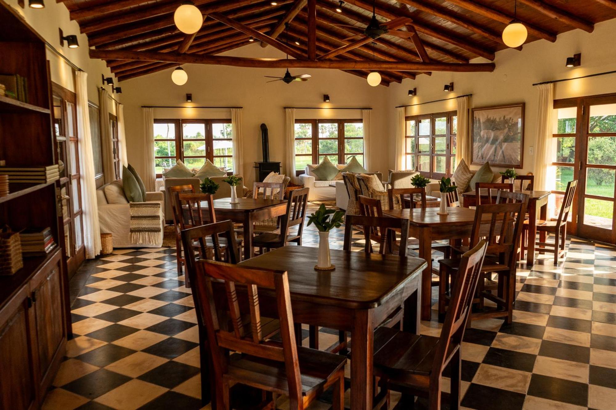 Estancia Ibera Colonia Carlos Pellegrini  Exterior photo