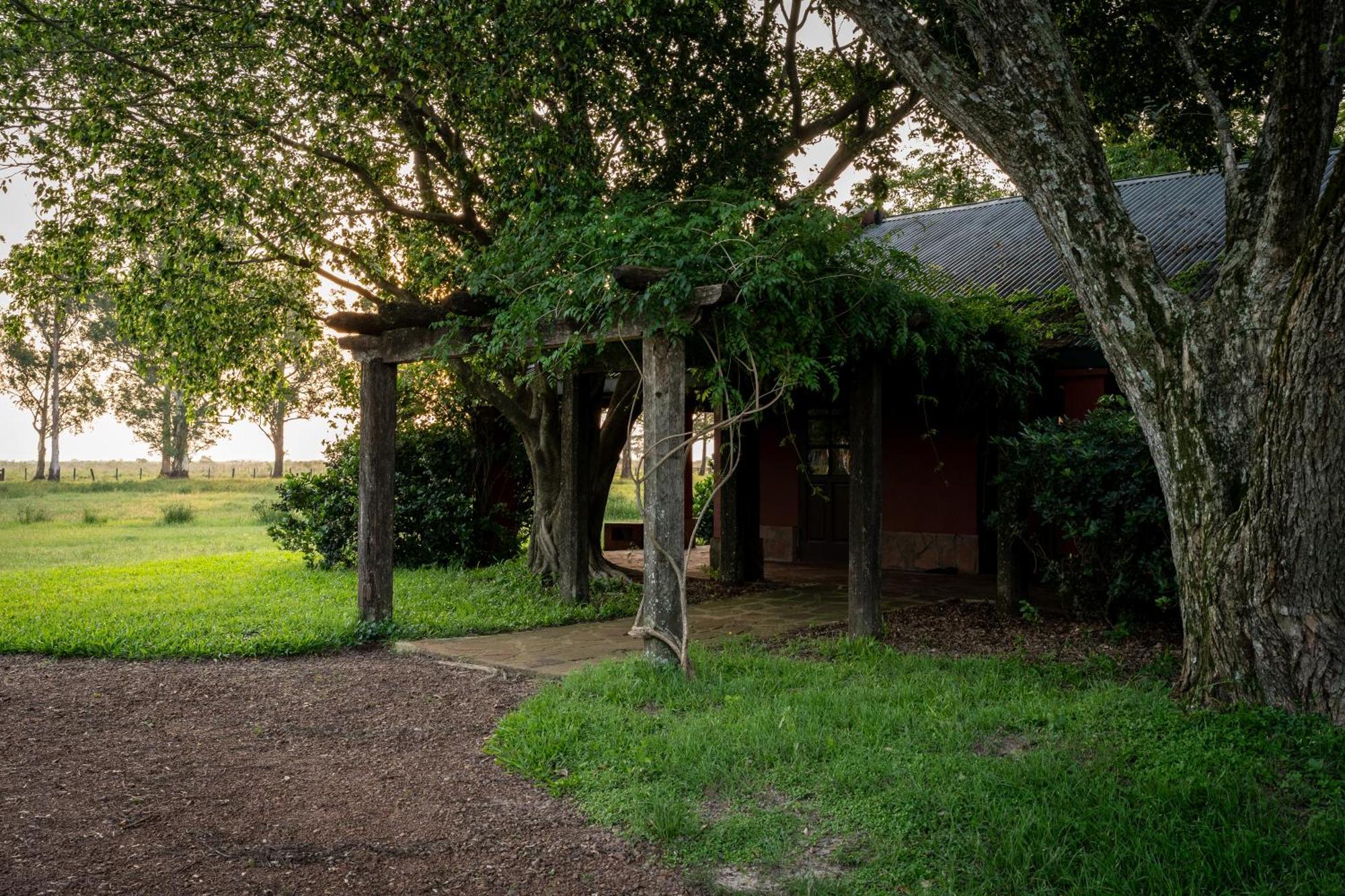Estancia Ibera Colonia Carlos Pellegrini  Exterior photo